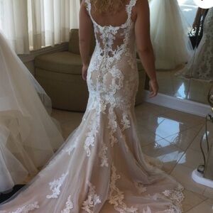 Maggie Sottero Cream Lace Gown